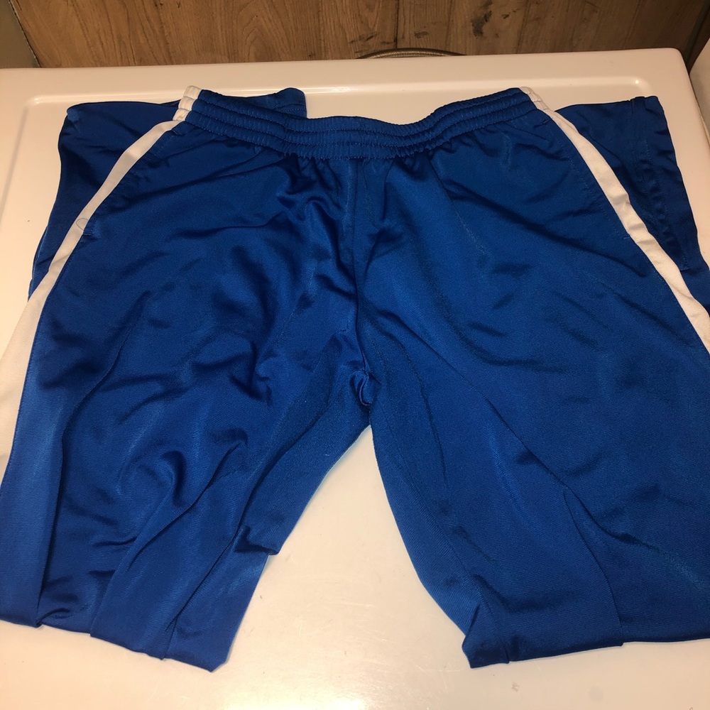 Blue & white pants for sportswear